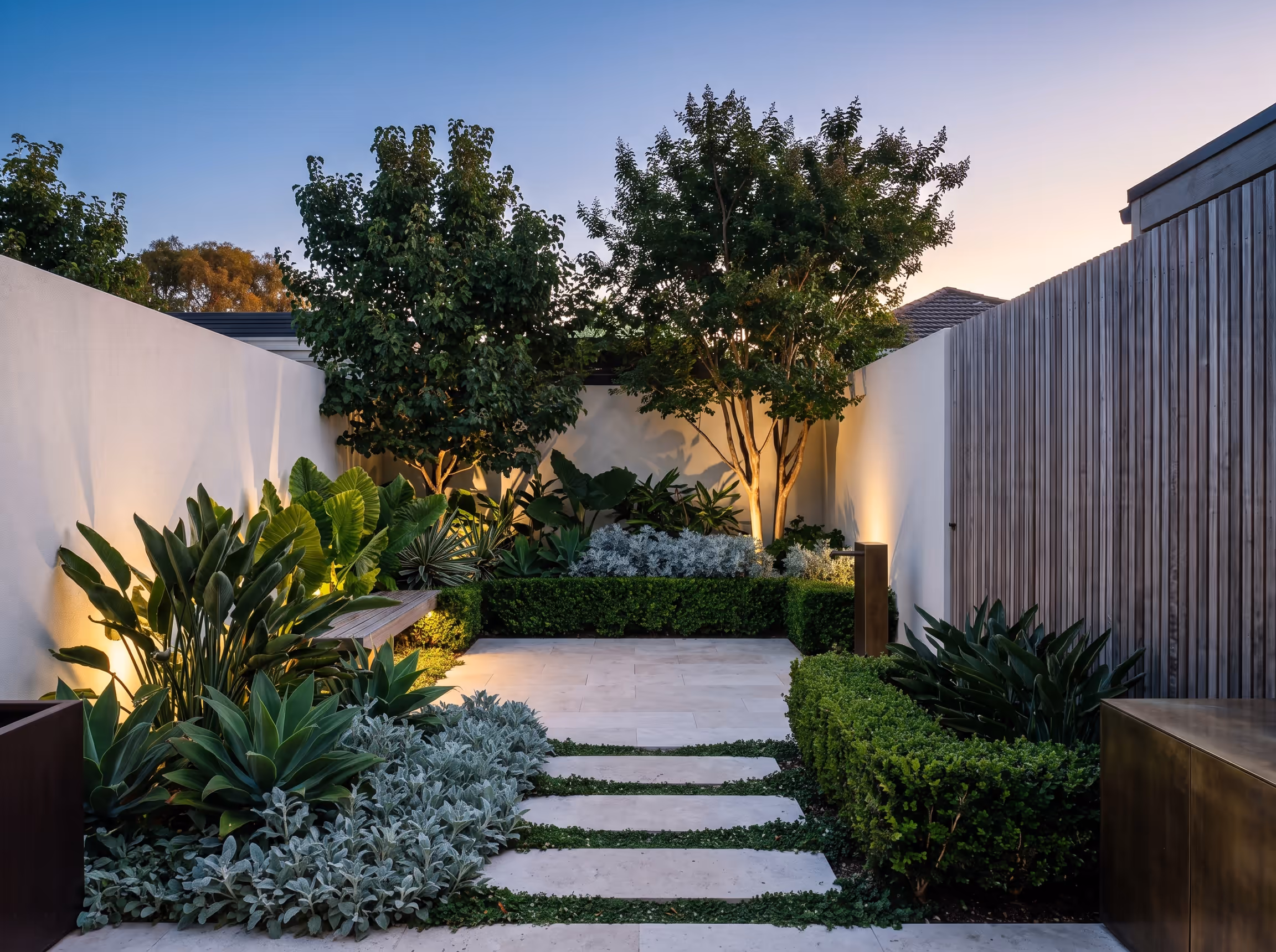 Lantern Yard — A six-metre courtyard garden built around the evening.