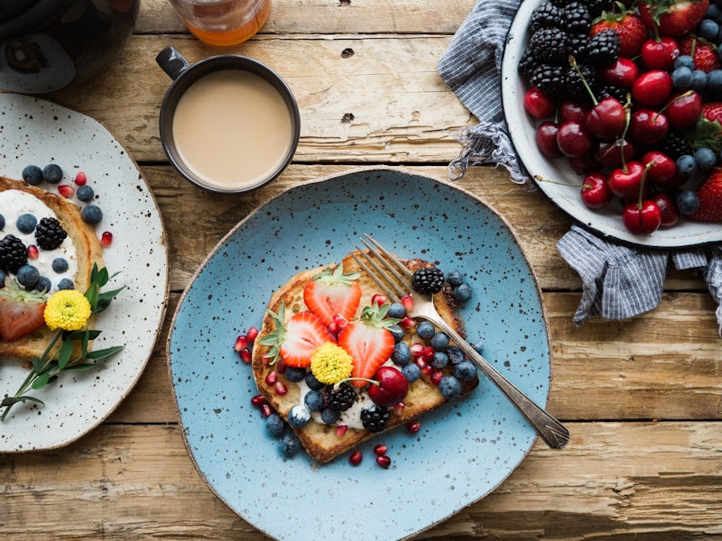 Delicious Homemade Granola That Actually Stays Crunchy