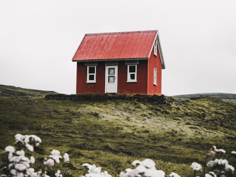 The Charm of Micro Cottages on Wheels
