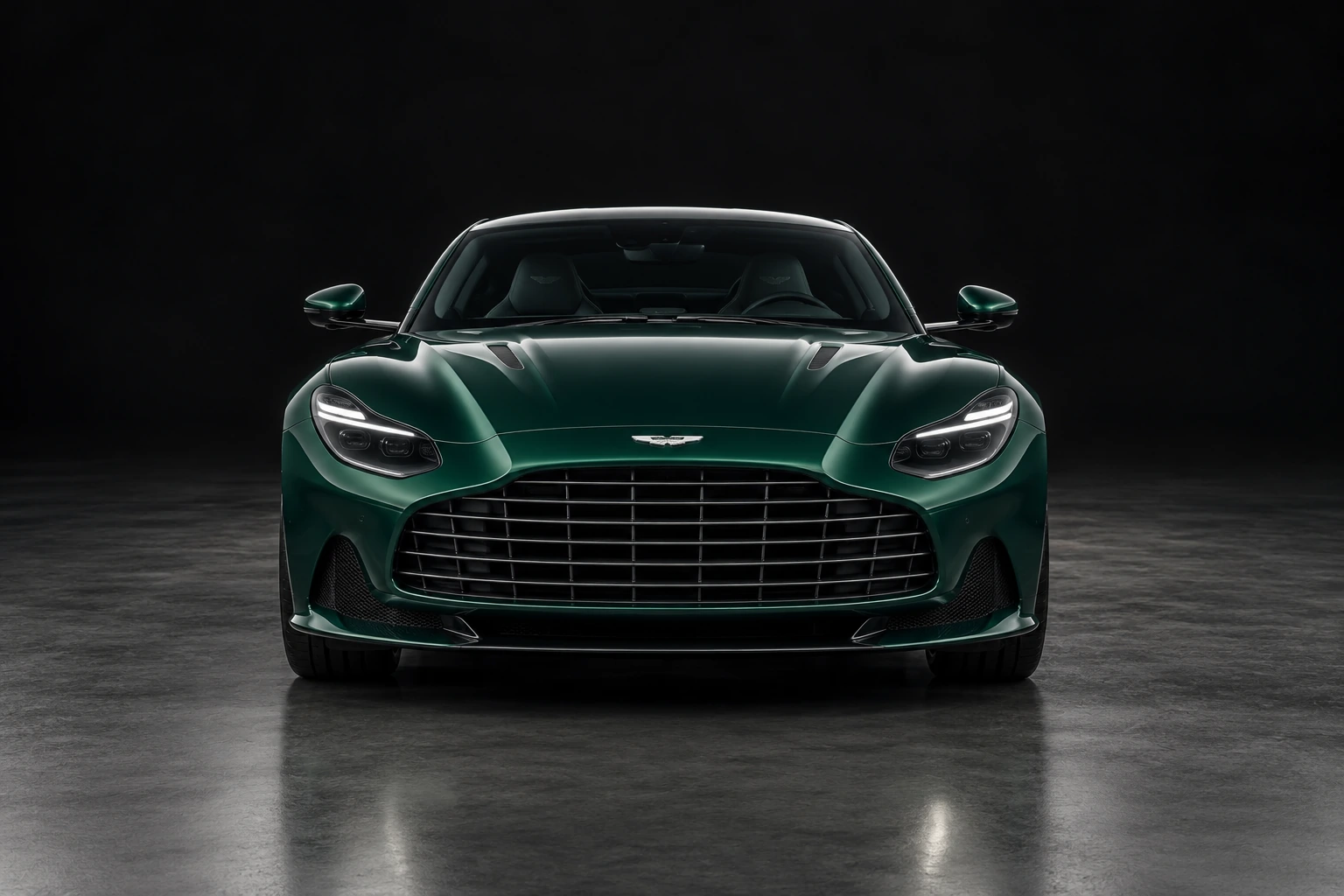 Aston Martin DB12